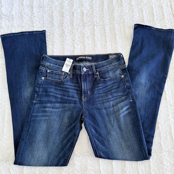 Express Women's Blue Jeans NWT - Picture 1 of 5